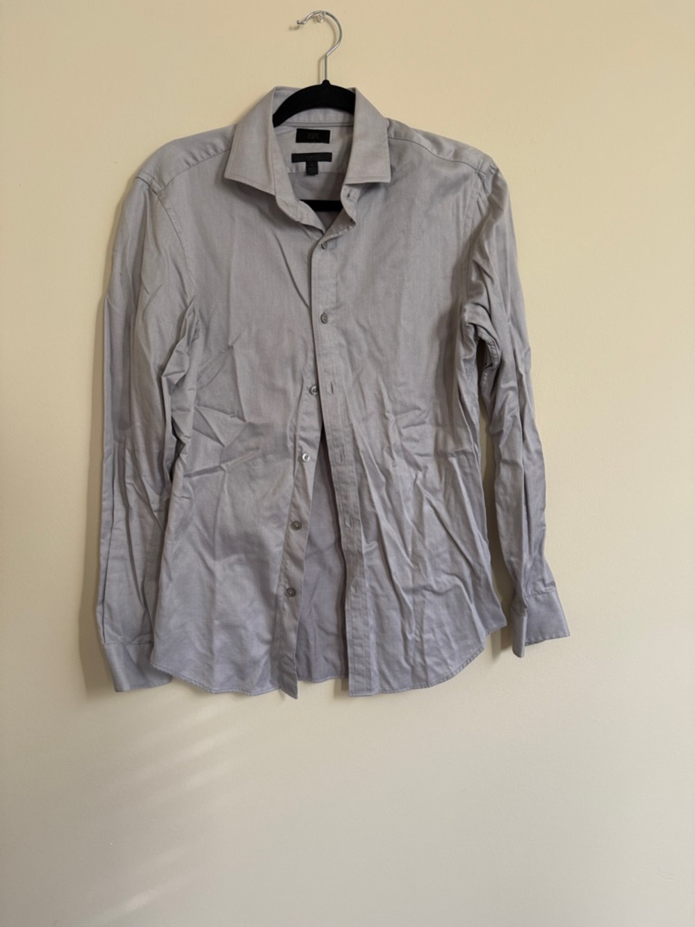 Men's Light Gray Long-Sleeve Dress Shirt